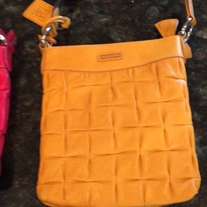 NWOT ELLINGTON LEATHER CROSSBODY BAG